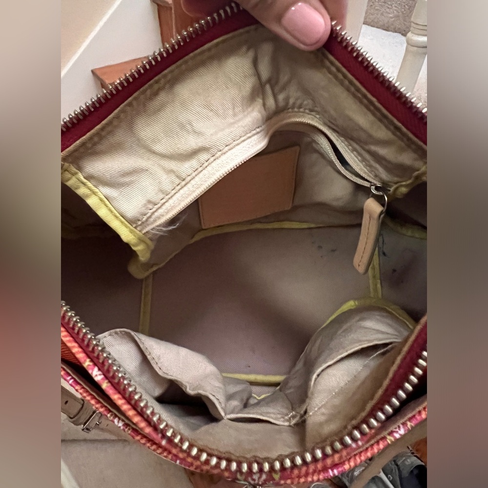 Coach Purse - Picture 4 of 4
